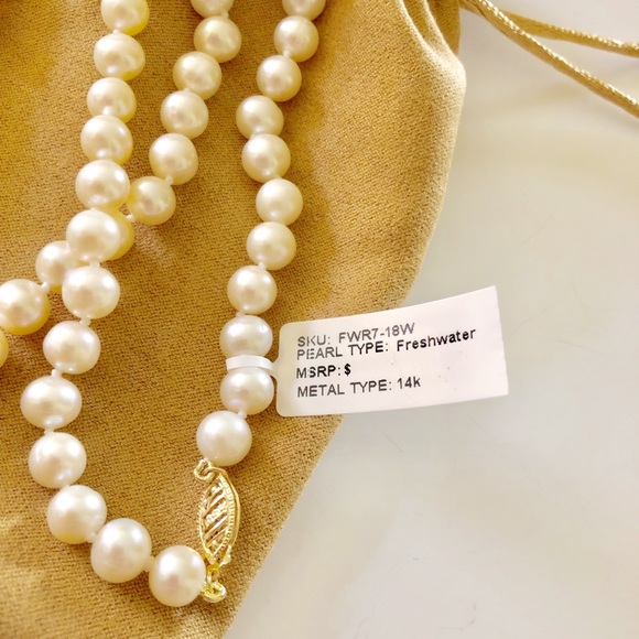 New 14k Freshwater White Pearl Necklace 18” - Picture 4 of 7